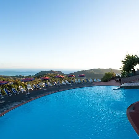 Pietre Rosse Club Palinuro Resort 3*