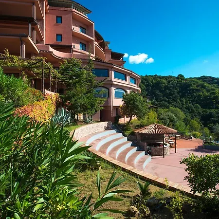 Resort Pietre Rosse Club Palinuro