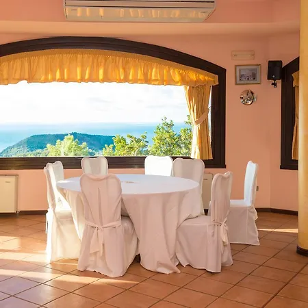 Resort Pietre Rosse Club Palinuro