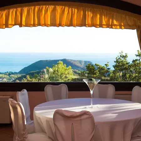 Resort Pietre Rosse Club Palinuro
